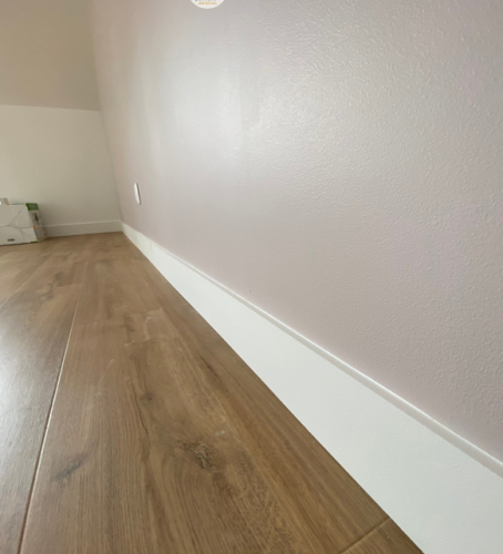 Réfection complète de 4 chambres: Enduits, peintures, électricité, menuiseries, sols.